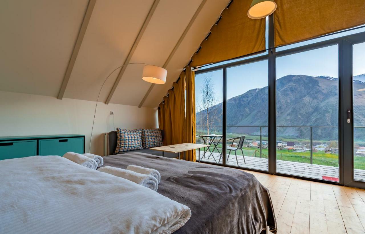 Kazbegi View Hotel Bagian luar foto